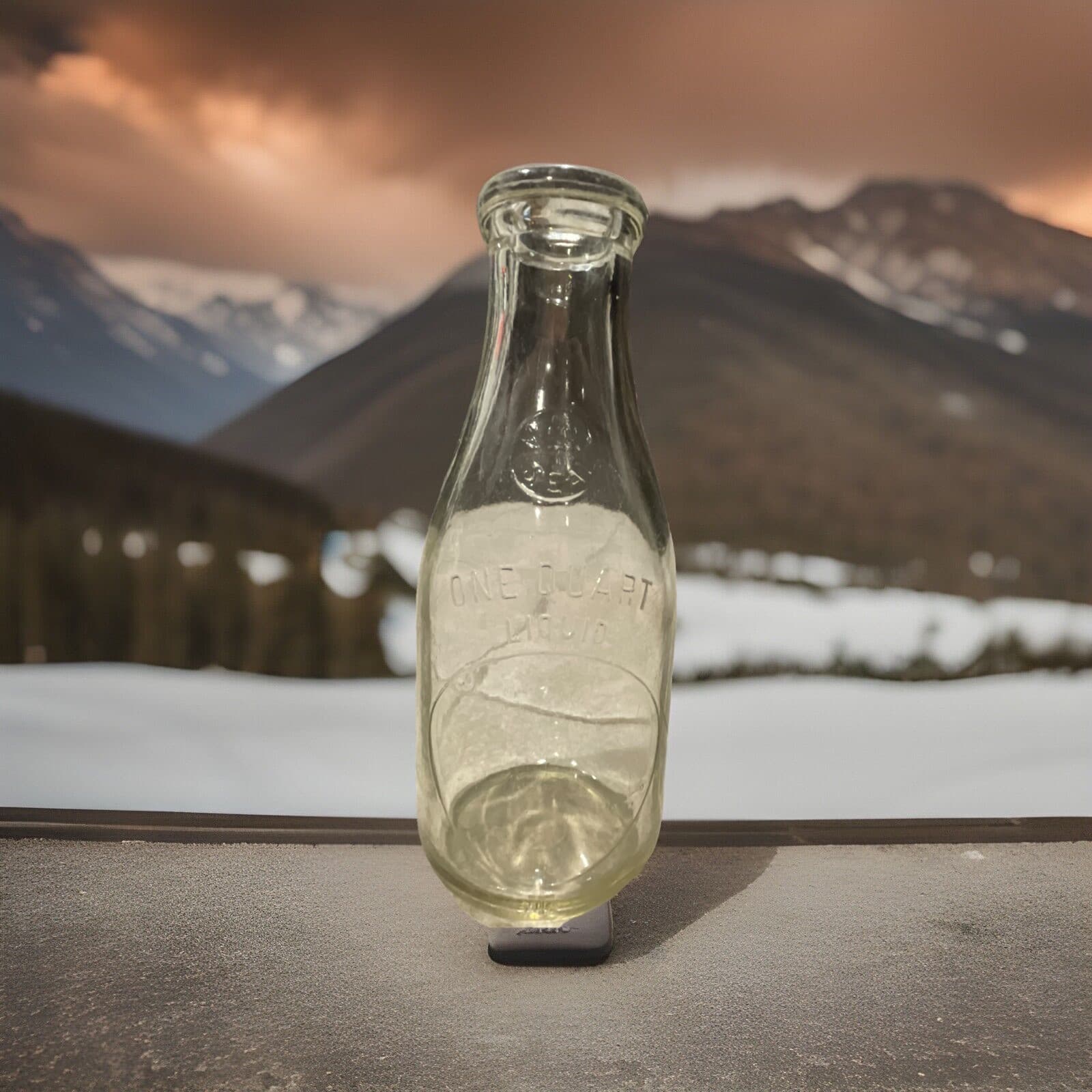"ONE QUART LIQUID~MASS SEAL~BLANK ROUND PLUG" ON FRONT~MILK BOTTLE