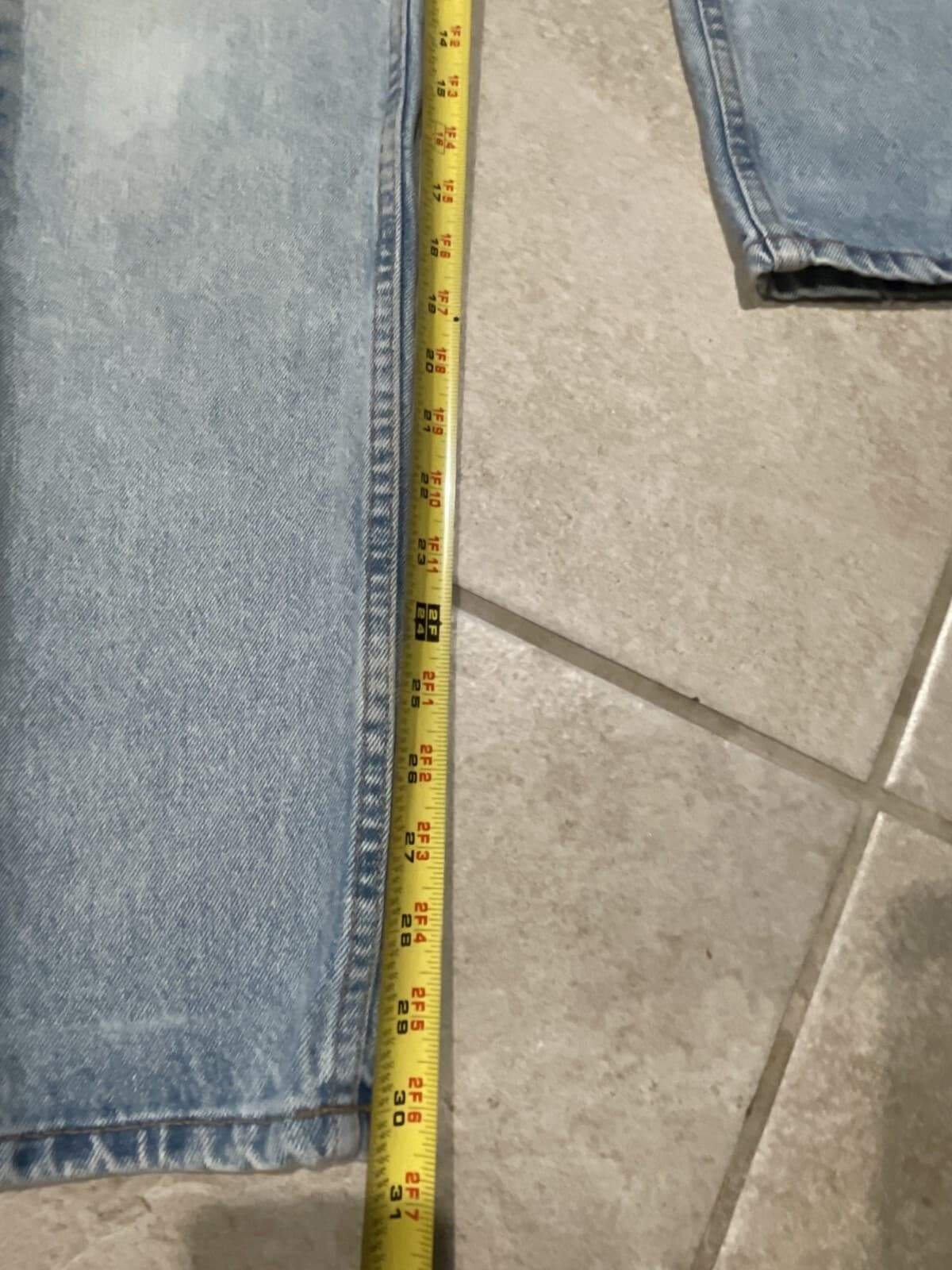VTG Levi's 17512-0291 Women's Jeans 8 Light Blue Denim Distressed Made In USA - Thumbnail 5
