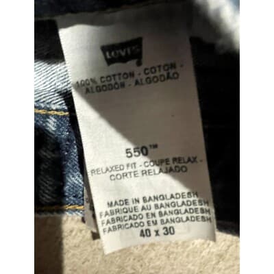 VTG Levis 550 Jeans Lot Of 2 Pairs Mens TAG 40x30 Relaxed Fit Straight ACT 38x29 - Thumbnail 6