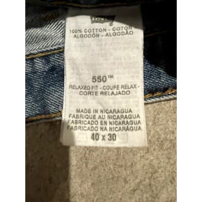 VTG Levis 550 Jeans Lot Of 2 Pairs Mens TAG 40x30 Relaxed Fit Straight ACT 38x29 - Thumbnail 13