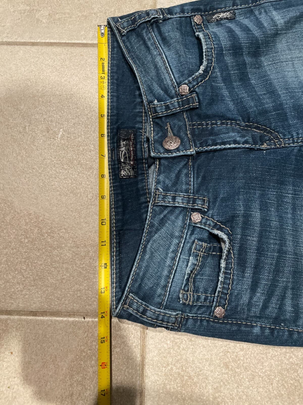 Silver Jeans Suki Mid Capri Dark Wash Blue Denim Jeans Womens Size 28x25 READ - Thumbnail 4