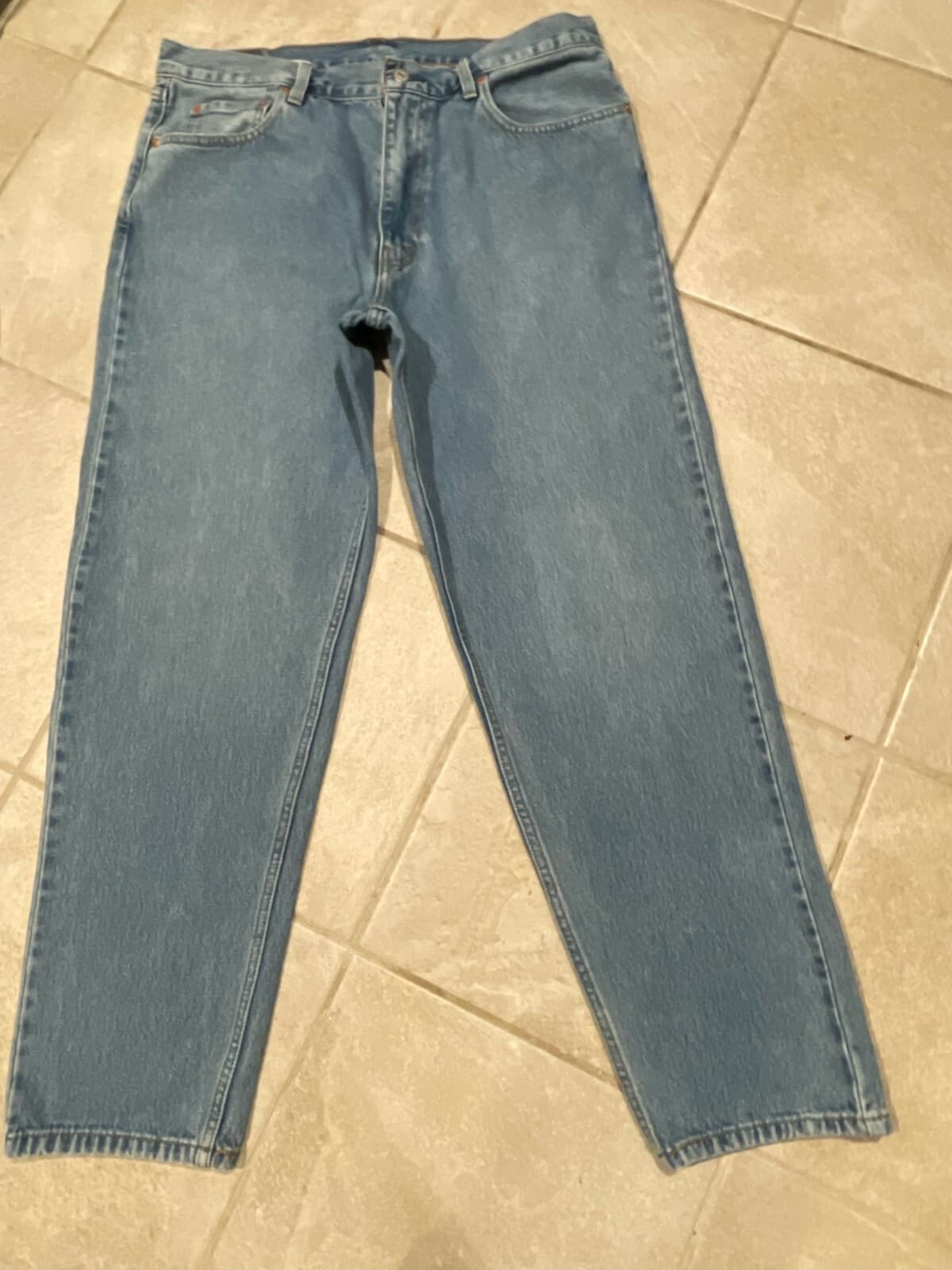 Levis 550 '92 Jeans Men's 37x31 Tag: 36x32 Blue Relaxed Taper Fit Denim Pants