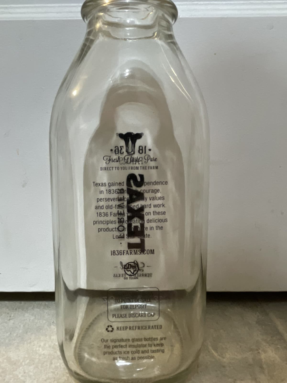 Texas Forever 1836 Farms Glass Milk Bottle 32 oz. - Thumbnail 2