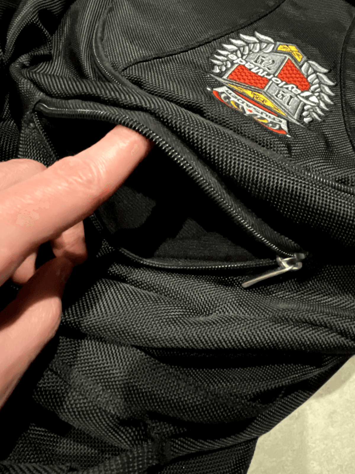 TaylorMade Crusader Logo Golf Backpack - Thumbnail 5