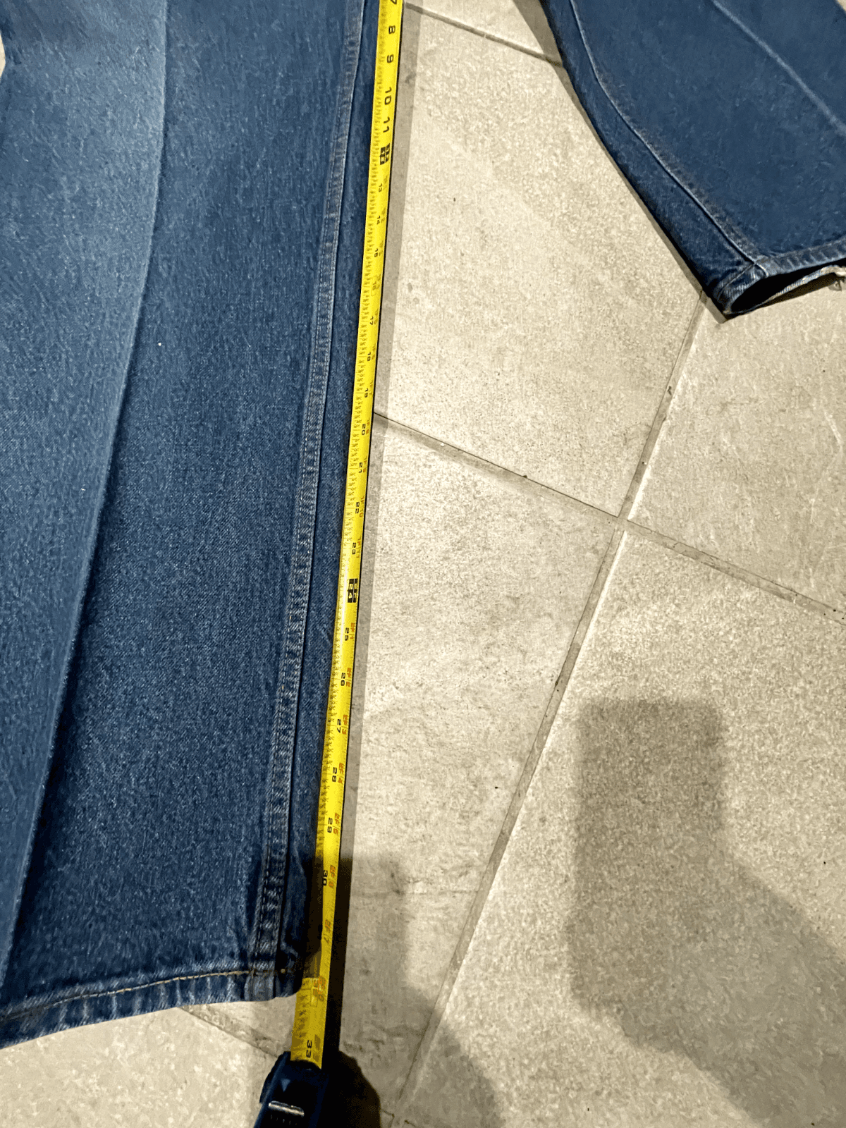 VINTAGE LEVI'S MENS LEATHER TAB DENIM JEANS, W40 L32, 43549-0217 FITS 38x32 - Thumbnail 4