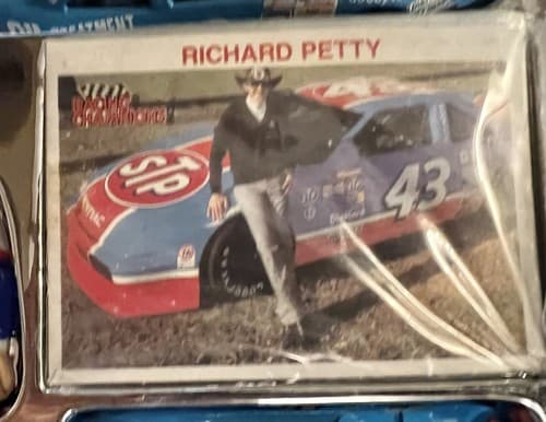 Racing Champions Richard Petty Limited Edition Collectors Set NASCAR Open Box - Thumbnail 6