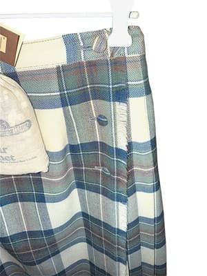 Vintage ALJEAN Women’s 100% Wool Tartan Kilt & Sash Set Size 12 Made in Canada - Thumbnail 4