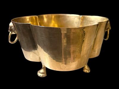 Elegant Vintage Solid Brass Jardiniere – Rams Head Handles & Lion’s Paw Feet - Thumbnail 3