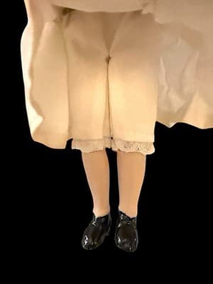 Vintage 9” Russian Folk Doll in Embroidered and Beaded Costume – Handmade - Thumbnail 3