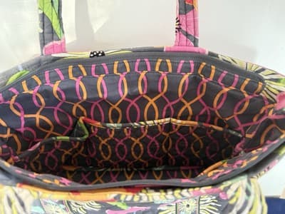 Vera Bradley Jazzy Blooms Retired Pattern Medium Shoulder Bag EUC - Thumbnail 2