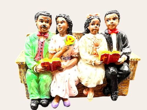 Vintage African American Family Figurine Dressed For Sunday Church by Young's - Thumbnail 5