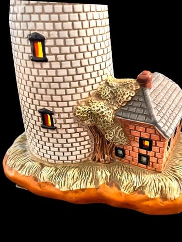 Lefton Vintage St Simons Lighthouse Statuette - Thumbnail 2