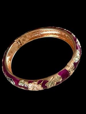 Cloisonné Floral Hinged Bangle Bracelet by Jin Long Xing Vintage Asian Jewelry