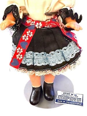Vintage 8” Czech Folk Doll – Kyjov Costume | Made in Czechoslovakia PVC - Thumbnail 4