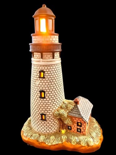 Lefton Vintage St Simons Lighthouse Statuette