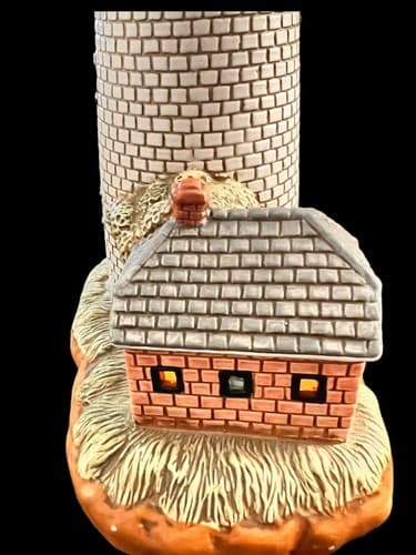 Lefton Vintage St Simons Lighthouse Statuette - Thumbnail 3