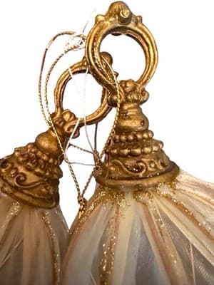 Pair of Victorian-Style Mesh Finial Ornaments – Gold & Ivory – 7” Set of 2 - Thumbnail 13