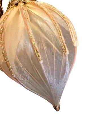 Pair of Victorian-Style Mesh Finial Ornaments – Gold & Ivory – 7” Set of 2 - Thumbnail 11