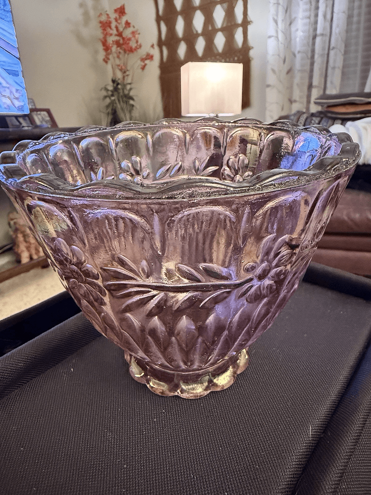 Fenton Amethyst Glass Lamp Shade Floral Pressed Student Boudoir Bridge VTG - Thumbnail 5