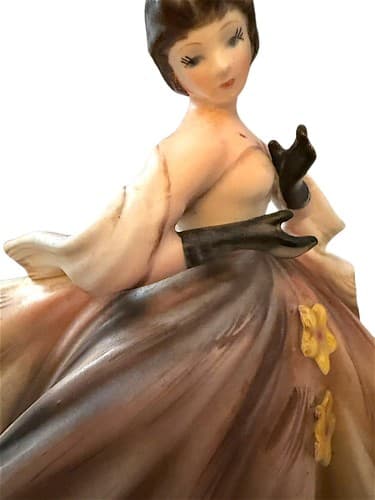 Lefton 75 Year Old Dancing Lady In Pink & Brown Ball Gown W/Yellow Flowers 1225B - Thumbnail 3