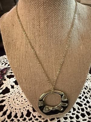 Chico’s Hammered Gold Tone Circle Pendant Necklace Statement Jewelry - Thumbnail 2