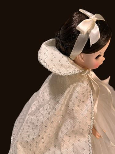Madame Alexander Doll STORYBOOK SERIESI SNOW WHITE 12” #1555 NIB - Thumbnail 5