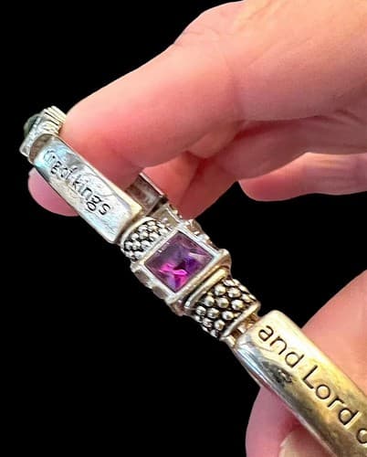 Christian Silvery Stretch Bracelet With 4 Large Links Quoting Revelation 19:16