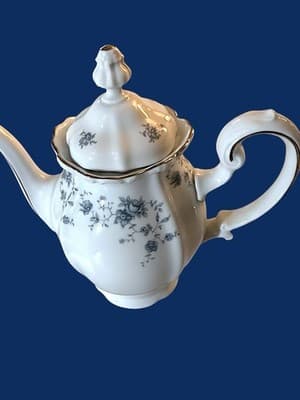 J Haviland Bavaria Blue Garland Tea Set Teapot 3 Cups Saucers - Thumbnail 3