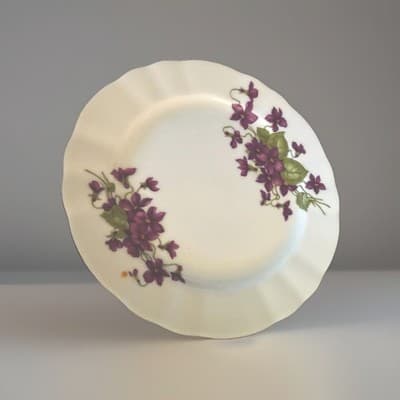 Winterling Bavaria Violet Floral 8" Scalloped Plates Set of 3 - Thumbnail 3