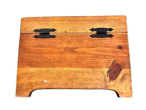 Vintage Handpainted Child’s Wooden Toy Chest - Thumbnail 7
