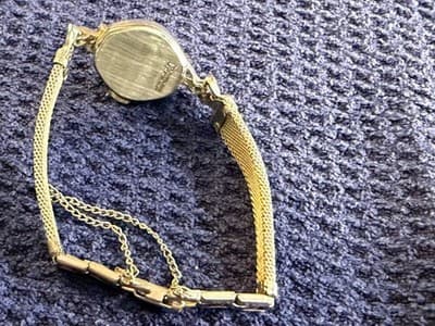 Vintage Bulova Ladies Silver Tone Cocktail Watch with Diamond Accent & Mesh Brac - Thumbnail 4