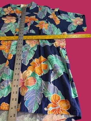 Vintage Hawaiian Shirt XL Navy Hibiscus Floral Aloha Camp Collar Made in USA - Thumbnail 3