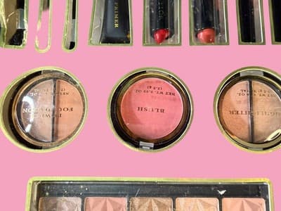18 Piece Cosmetic Makeup Set Eyeshadow Blush Highlighter Lip Gloss Face Primer - Thumbnail 5