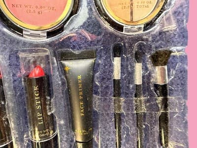 18 Piece Cosmetic Makeup Set Eyeshadow Blush Highlighter Lip Gloss Face Primer - Thumbnail 6