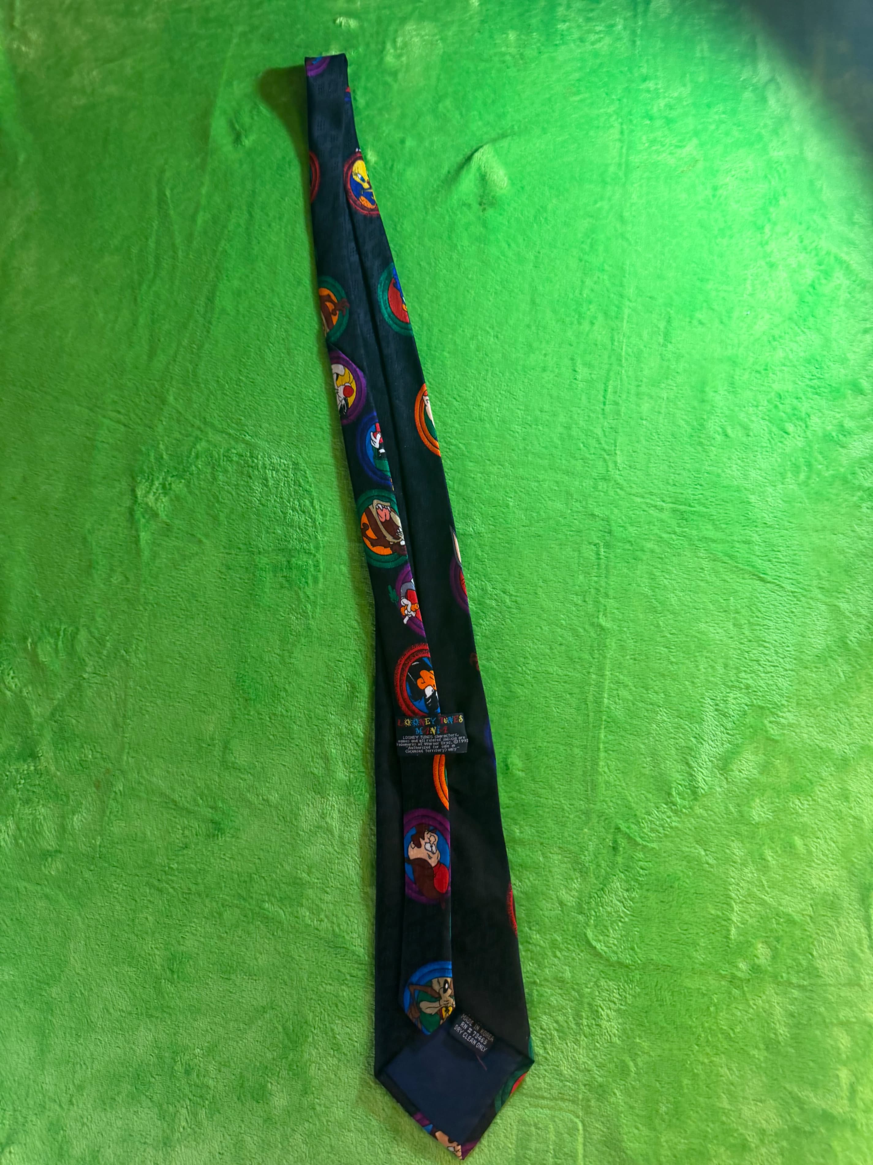 Vtg 1993 Looney Tunes Mania Full Cast Novelty Necktie Warner Bros - Thumbnail 4