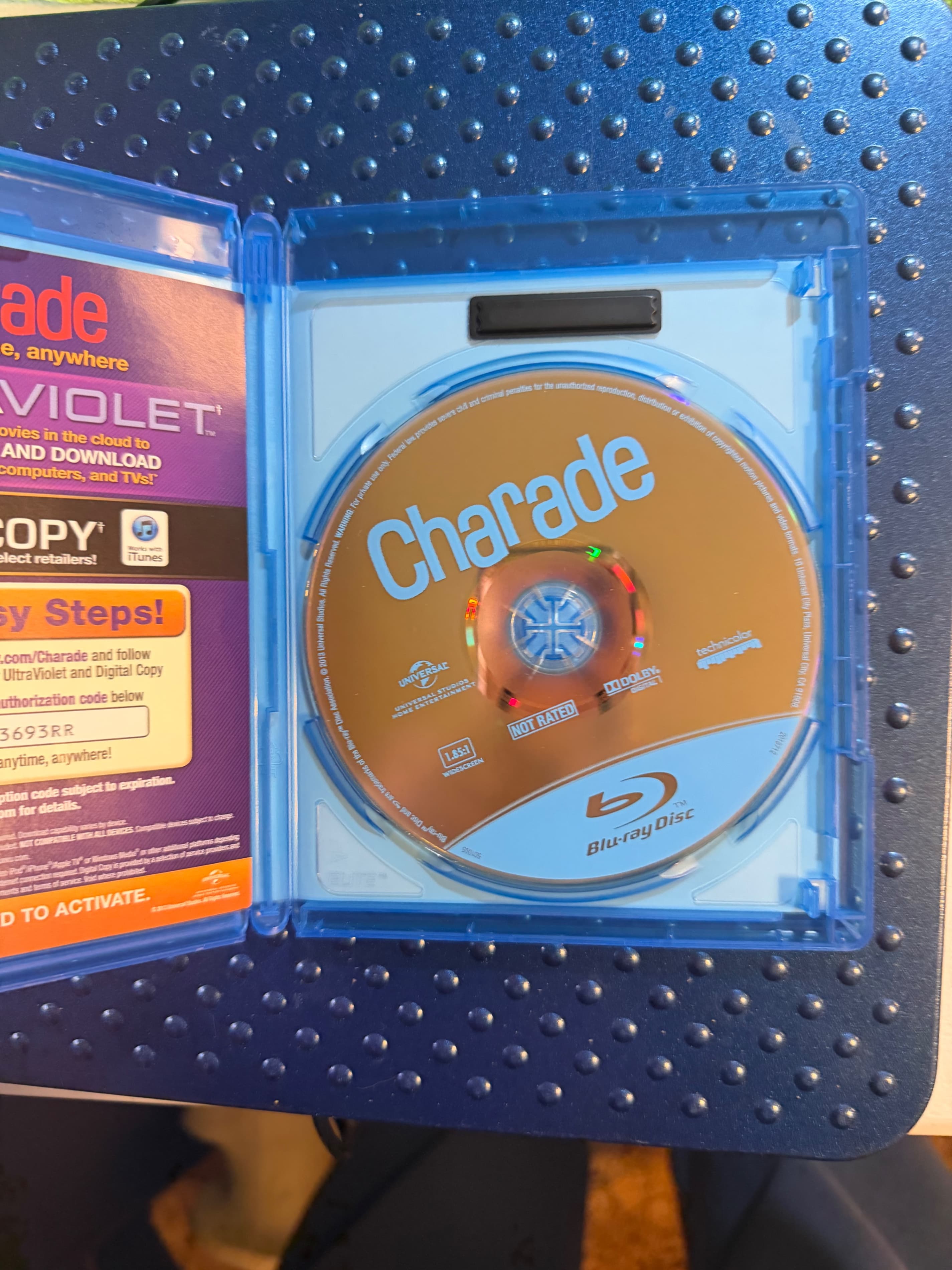 Charade Blu-ray 1963 Cary Grant Audrey Hepburn 50th Anniversary Edition - Thumbnail 3