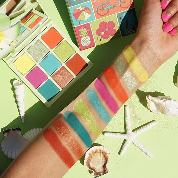 Kara Beauty PARTY GIRL 9 Color Eyeshadow Palette - Vegan - Thumbnail 6