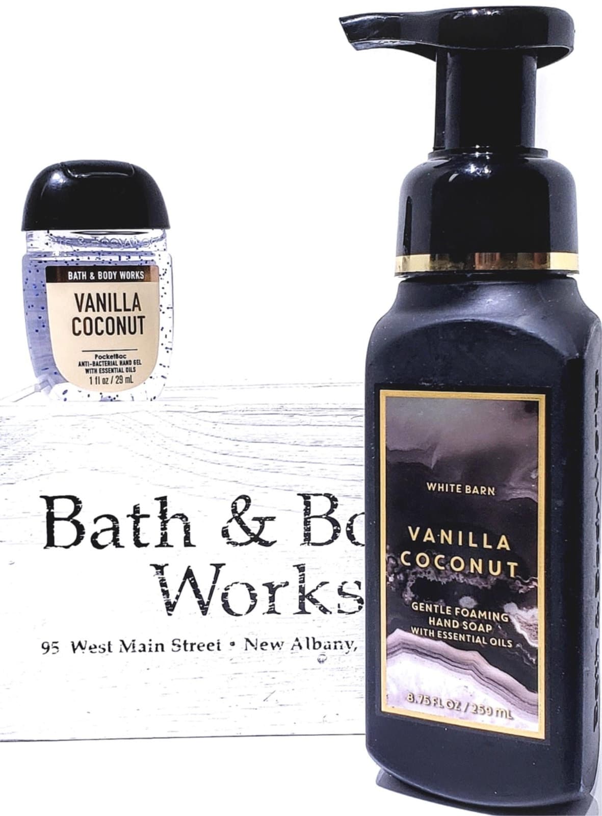 Bath and Body Works French Lavender Deep Cleansing Hand Soap, PocketBac & Holder - Thumbnail 2