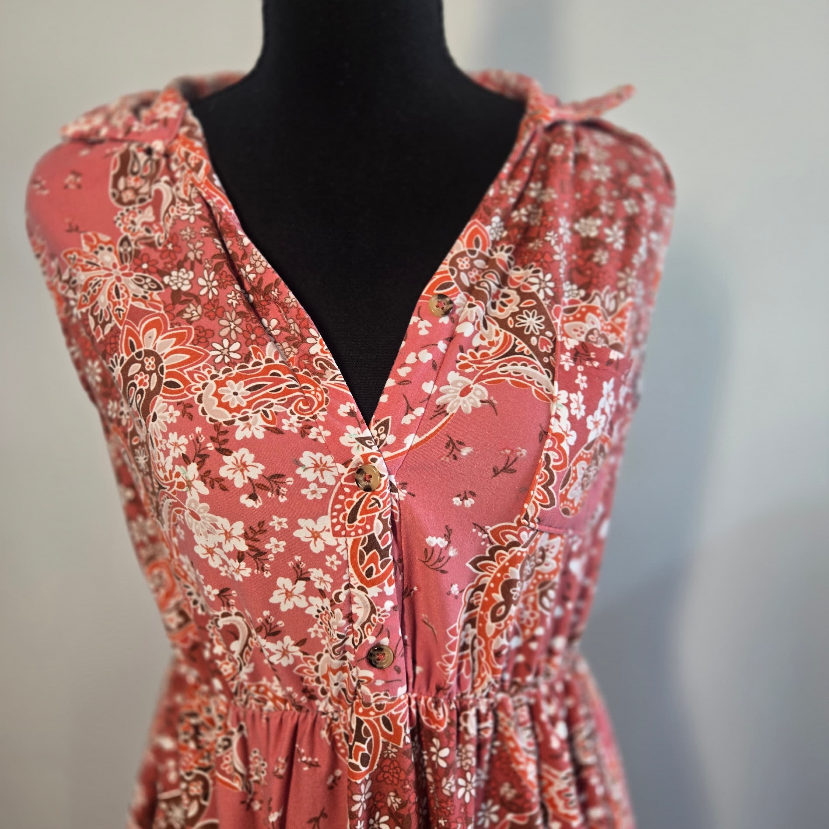 Boho Floral Sleeveless Dress with Handkerchief Hem Size Medium - Thumbnail 2