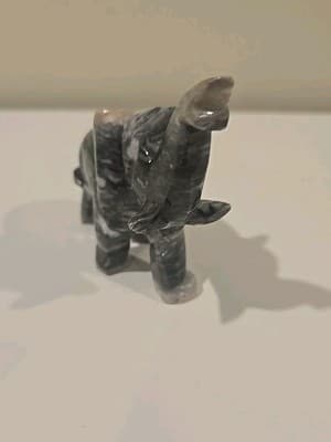Elephant - 103977 - Trunk Full of Bear Hugs - Thumbnail 4