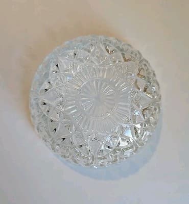 Vintage Indonesian Pressed Glass Bowl Dish 4.5" - Thumbnail 4