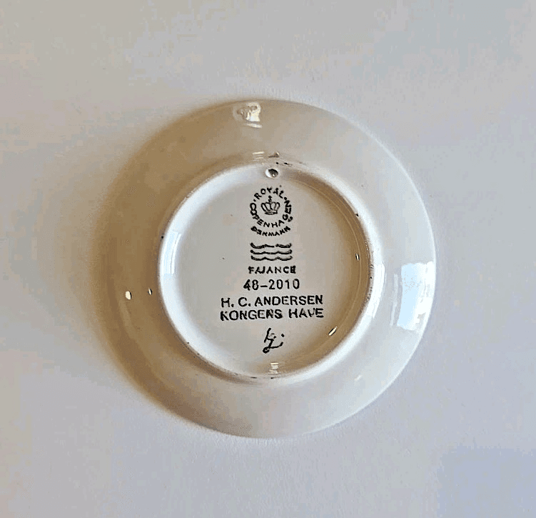 Royal Copenhagen Butterpat Plate Fajance "H.C. Andersen Kongens Have" 48-2010 - Thumbnail 3