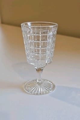 Block wine glass EAPG