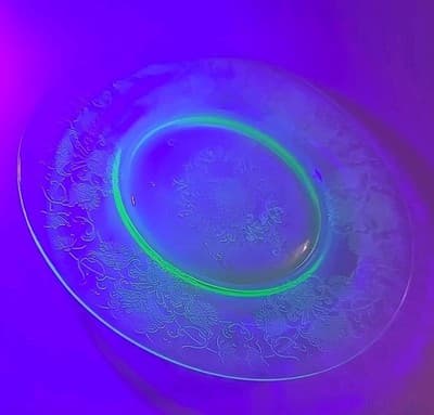Hazel Atlas Florentine No 2 Green Depression Glass Small Bread Plate - Thumbnail 8