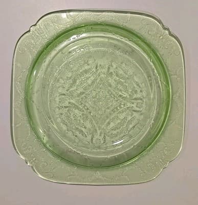 Federal Glass Uranium Bread Plate Madrid Green Depression Square - Thumbnail 4