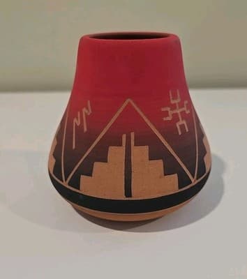 Southwestern Red Sioux Pottery Lakota Signed Clay Vase