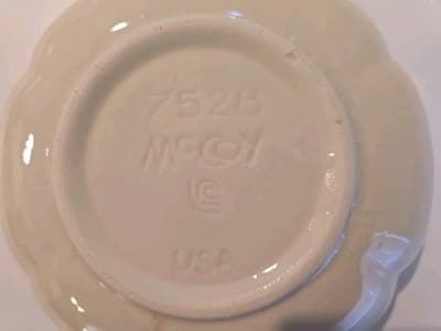 Vintage McCoy Pottery Serving Bowl 7528 USA - Thumbnail 6