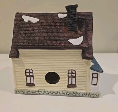 Village Square Collectibles Cape Cod House Hand-Painted Lighted Vintage Caldor - Thumbnail 7