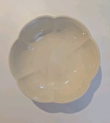 Vintage McCoy Pottery Serving Bowl 7528 USA