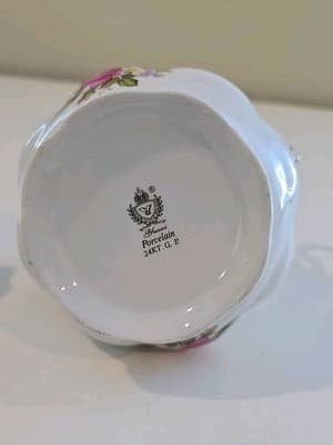 Yusui Porcelain 24KT G.P. Sugar Bowl - Thumbnail 7